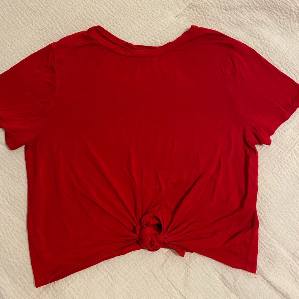 Red knotted front crop top